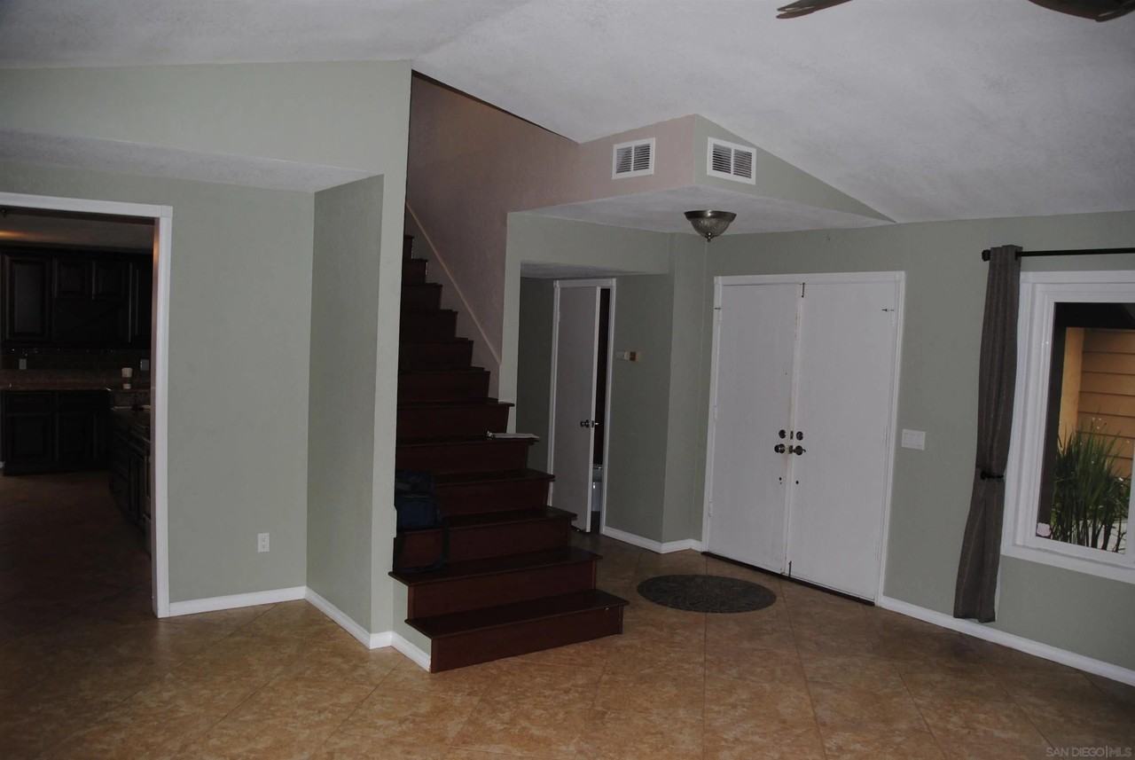 6555 High Knoll Rd - Photo 4 of 15
