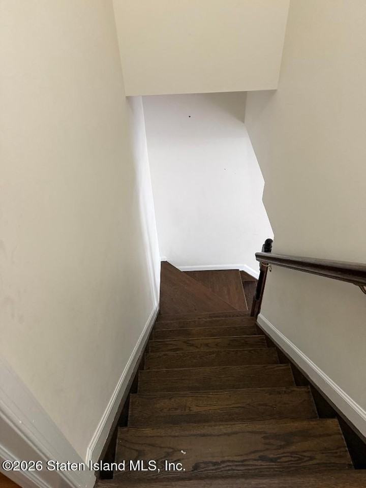 564 Oder Ave - Photo 6 of 16