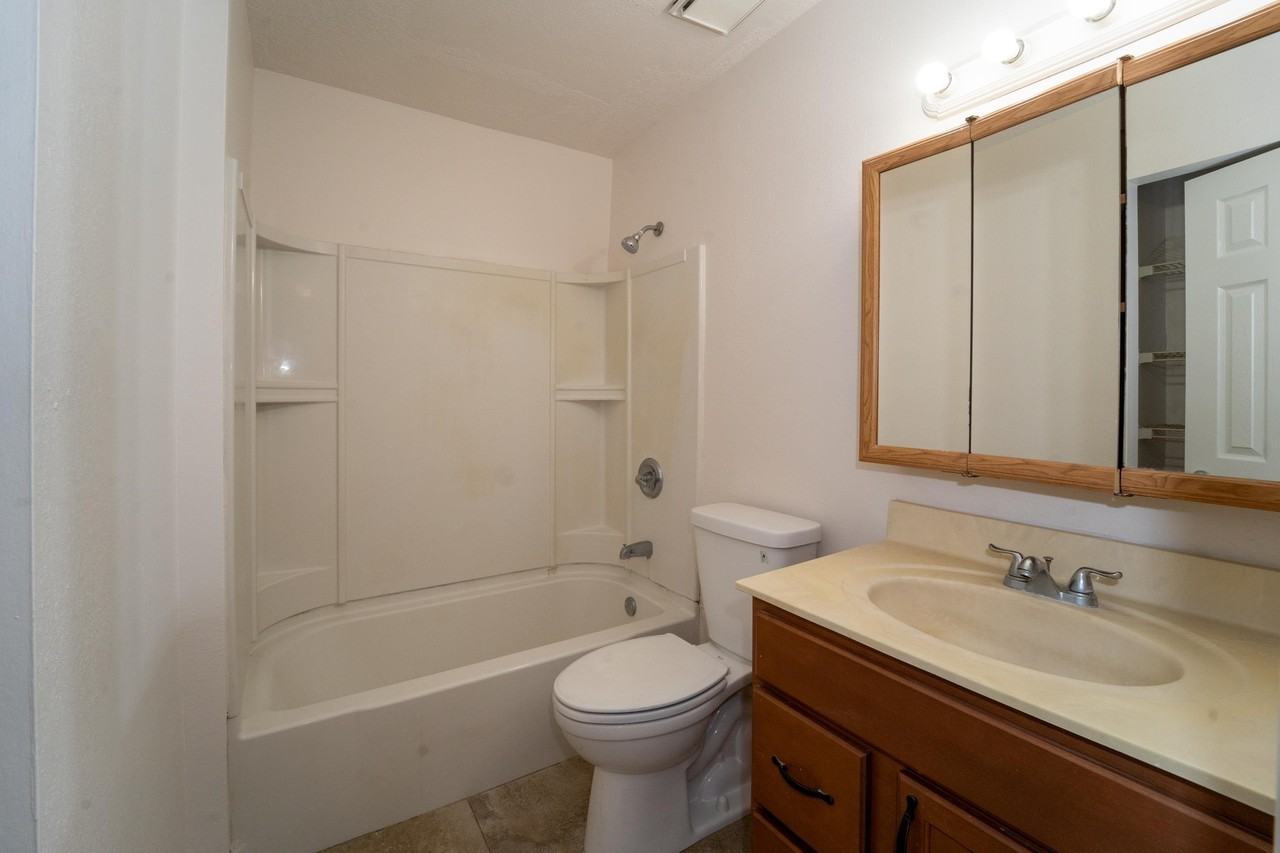 1000 S Winterhawk Dr #C - Photo 6 of 7