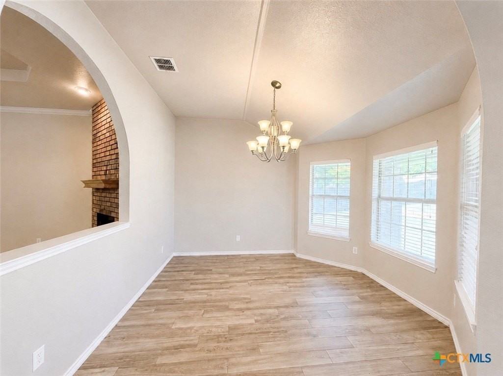 714 Tundra Dr - Photo 6 of 17