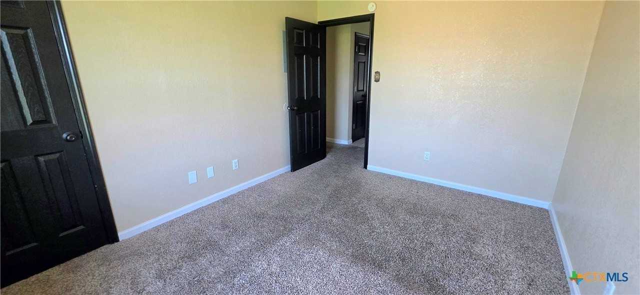 1802 Windward Dr #C - Photo 3 of 6