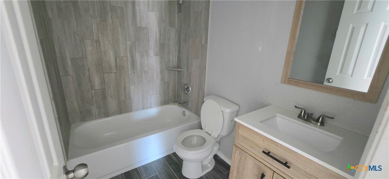 1802 Windward Dr #A - Photo 6 of 6