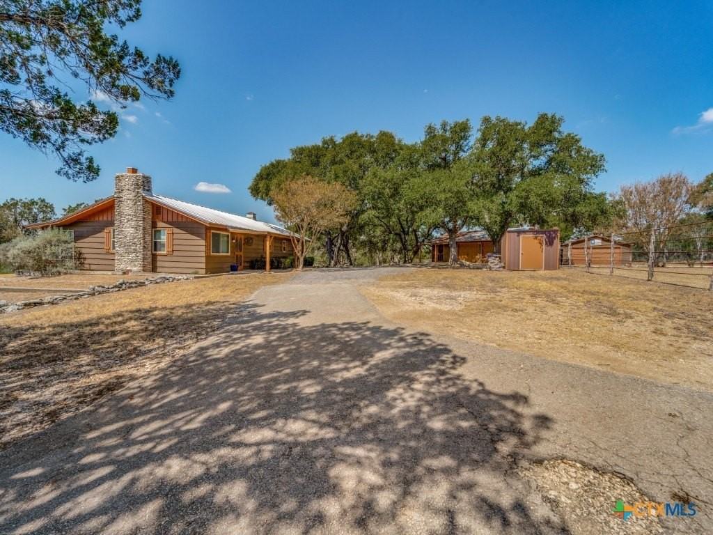 1660 Mciver - Photo 2 of 30