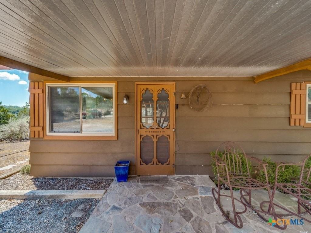 1660 Mciver - Photo 6 of 30
