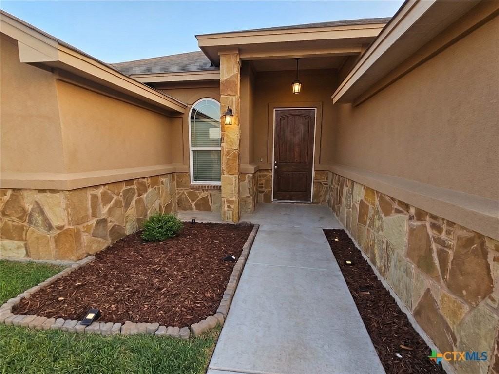 1207 Liberation Ln - Photo 2 of 11