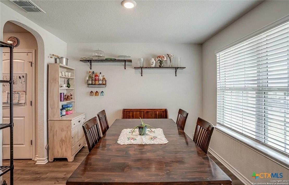9654 Holly Patch - Photo 4 of 31