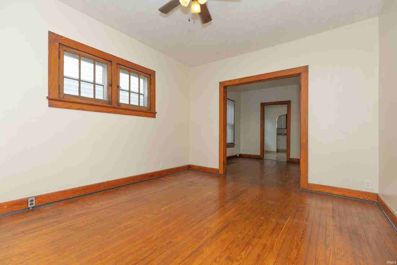 1910 N Weinbach Ave - Photo 2 of 22