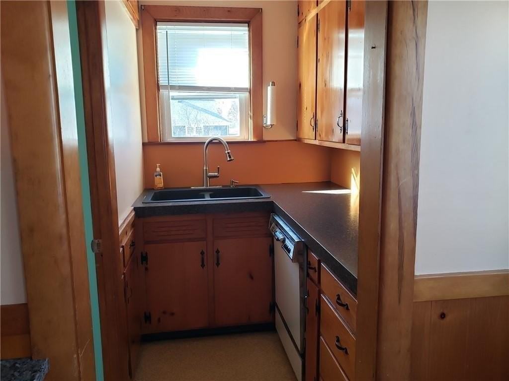 40 E Barrows St #2 - Photo 4 of 18