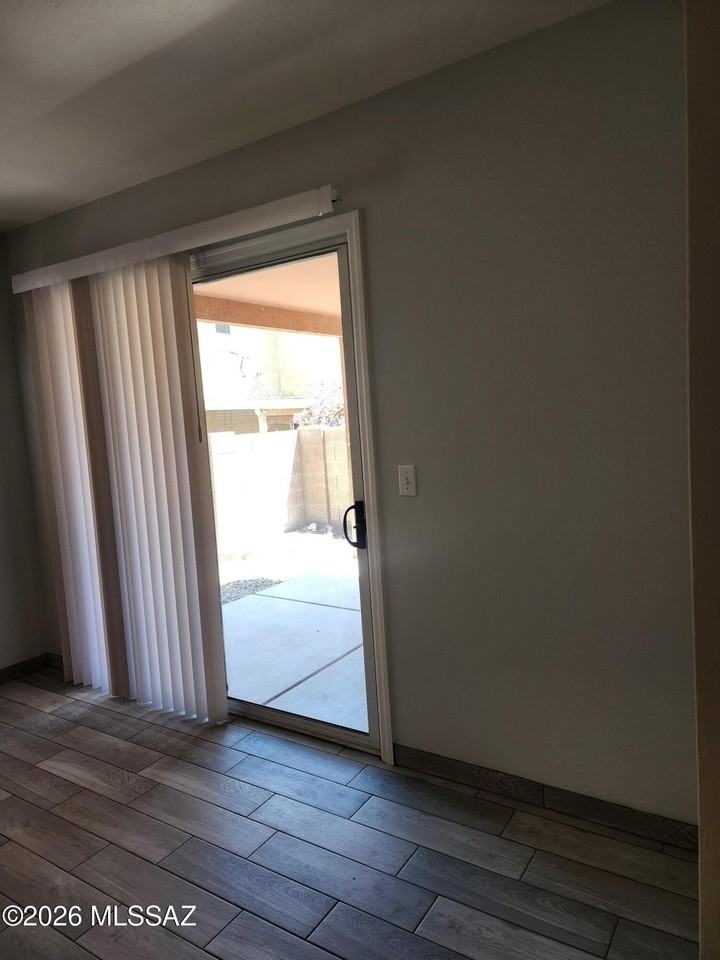 7631 E Desert Overlook Dr - Photo 5 of 14
