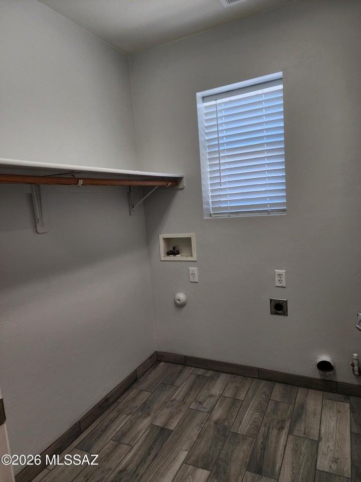 7631 E Desert Overlook Dr - Photo 7 of 14