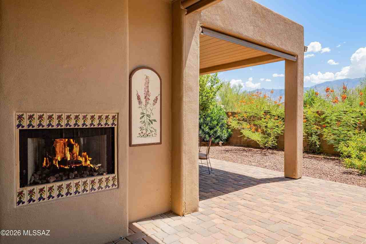 11776 N Labyrinth Dr - Photo 4 of 36