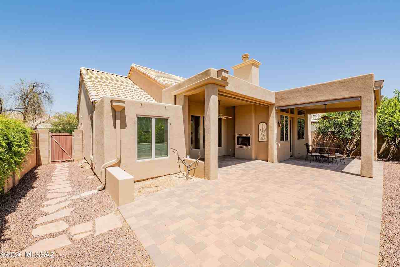 11776 N Labyrinth Dr - Photo 6 of 36