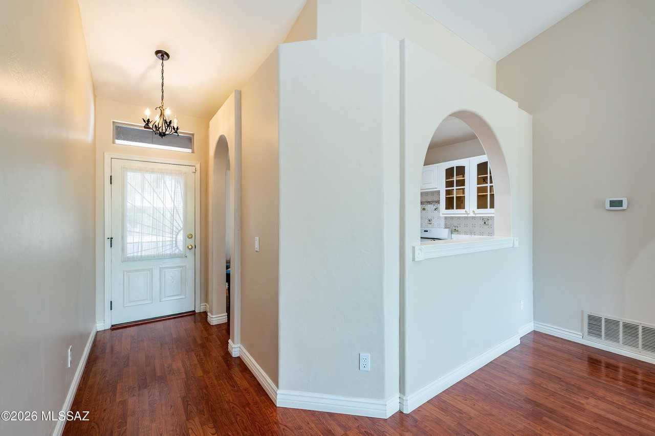 11776 N Labyrinth Dr - Photo 7 of 36