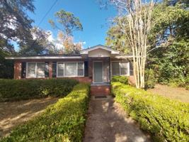 featured image of 1428 Charlotte St