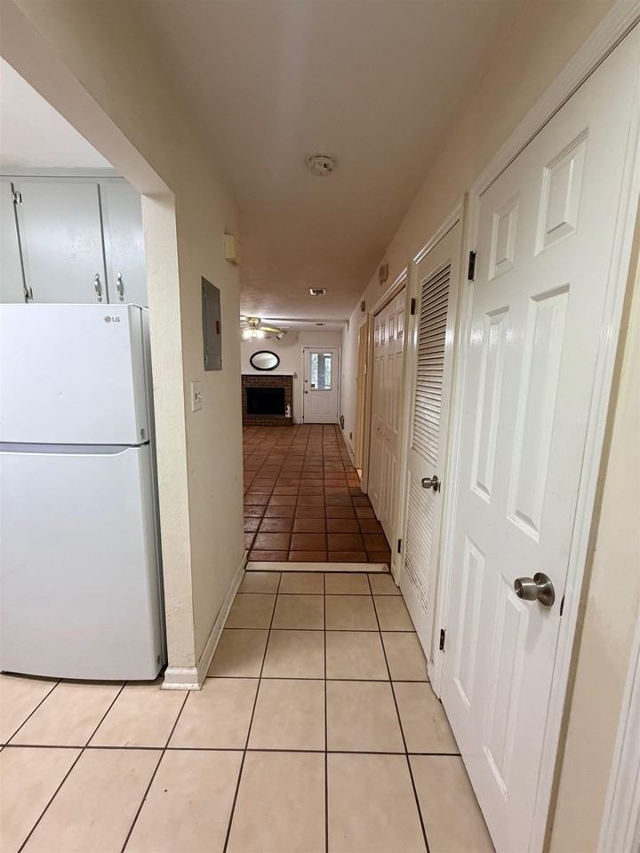 216 Dixie Dr #F5