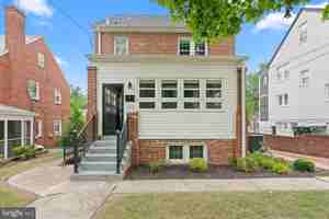 featured image of 3418 Pennsylvania Ave Se