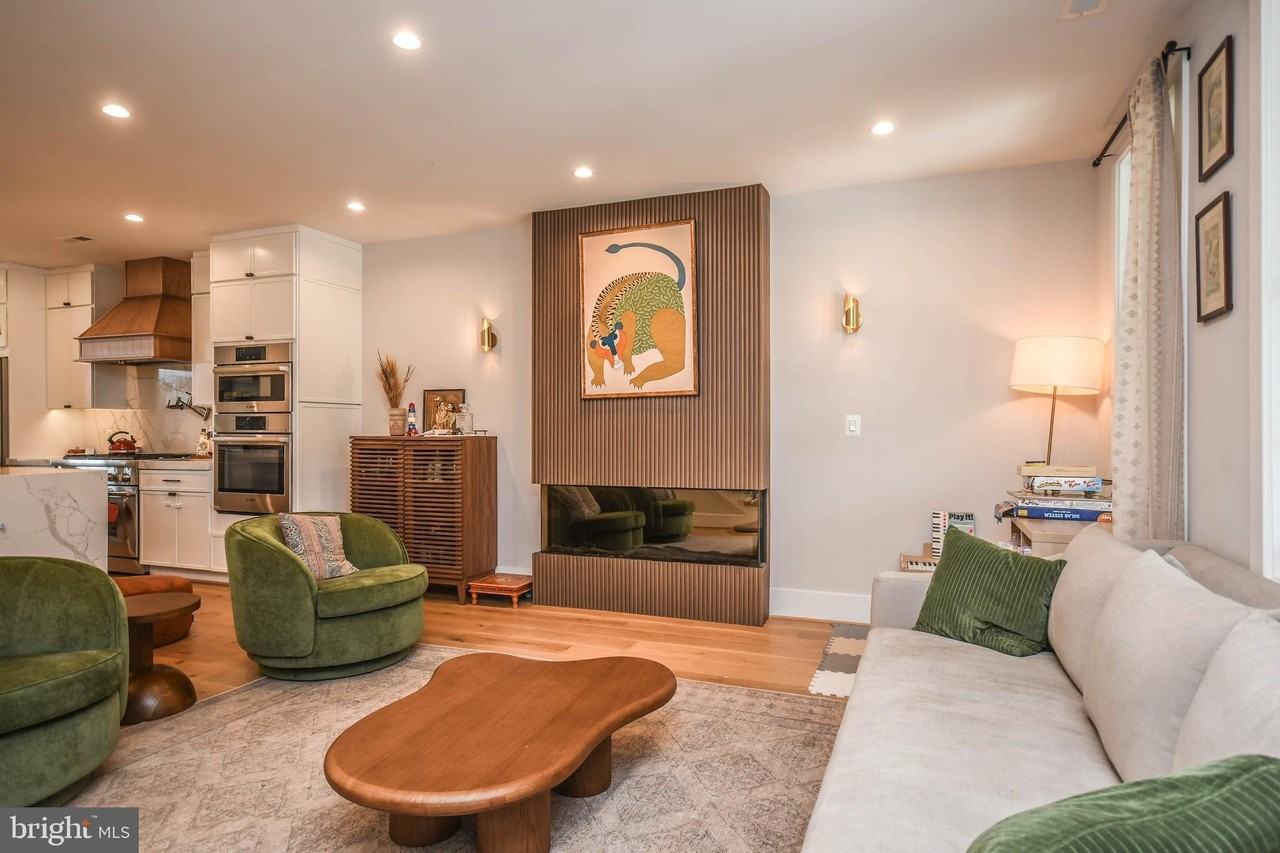 1368 Randolph St Nw - Photo 2 of 48