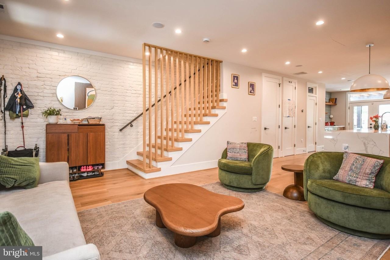 1368 Randolph St Nw - Photo 6 of 48