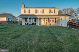 19 Herbert Dr - Photo 1 of 1