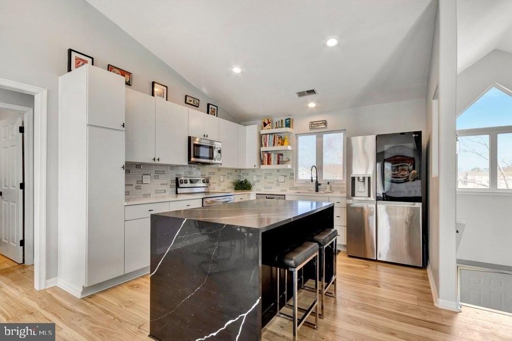 297 Lakeside Dr #71D - Photo 5 of 26
