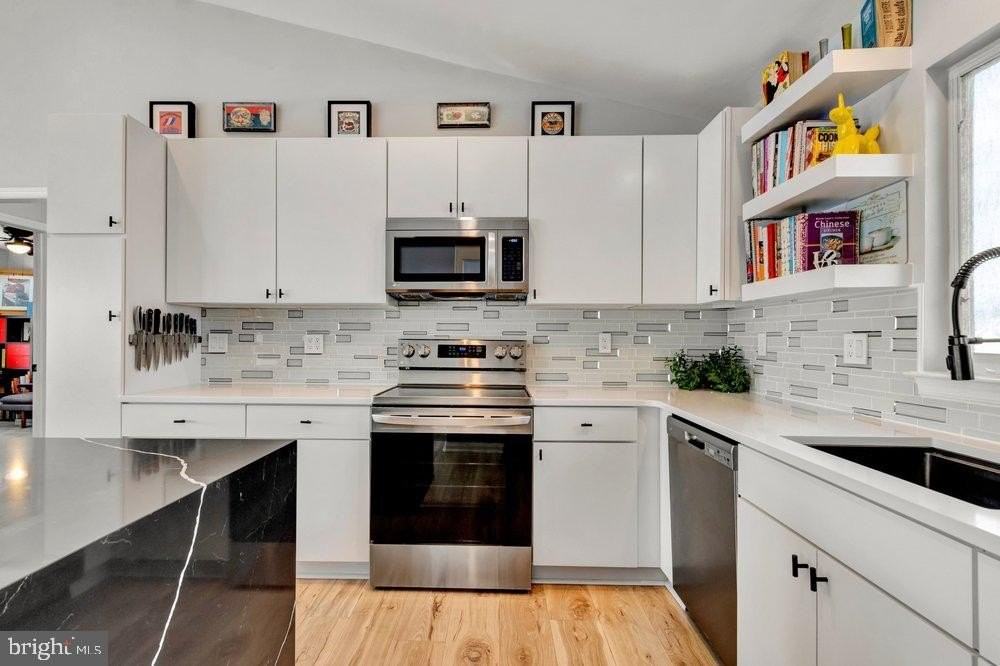 297 Lakeside Dr #71D - Photo 7 of 26