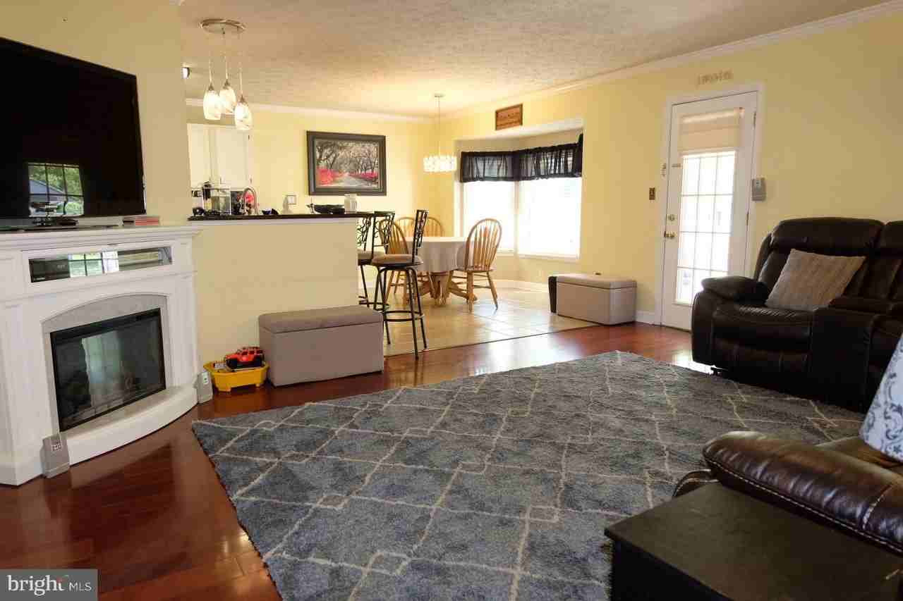 1000 Elbridge Way - Photo 3 of 32