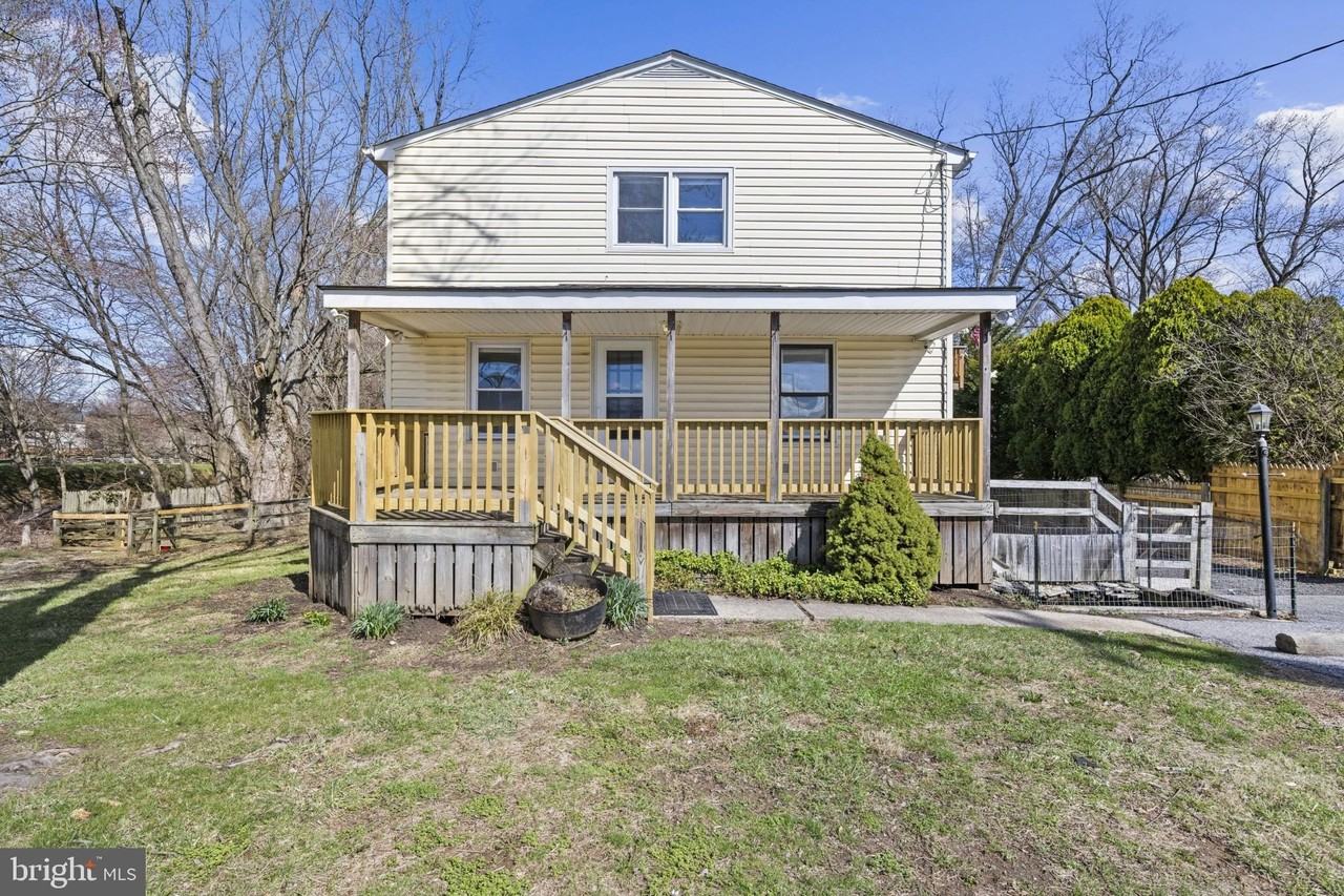 9432 Lyons Mill Rd #1