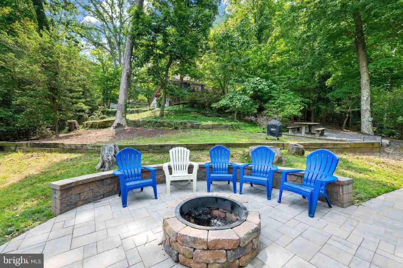 545 Swaggers Point Rd - Photo 5 of 37