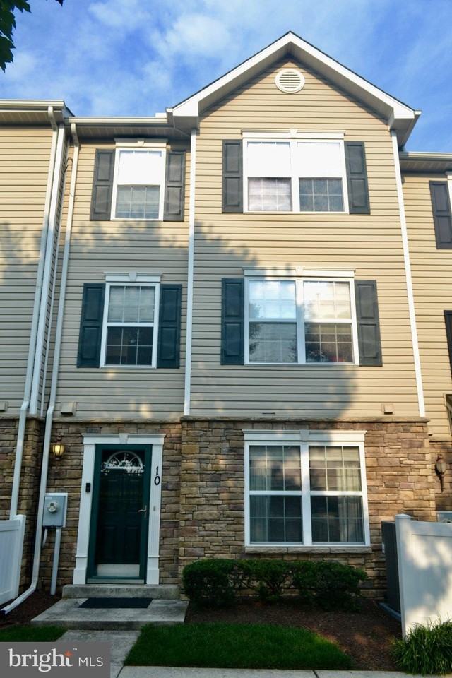 6488 Cornwall Dr #10