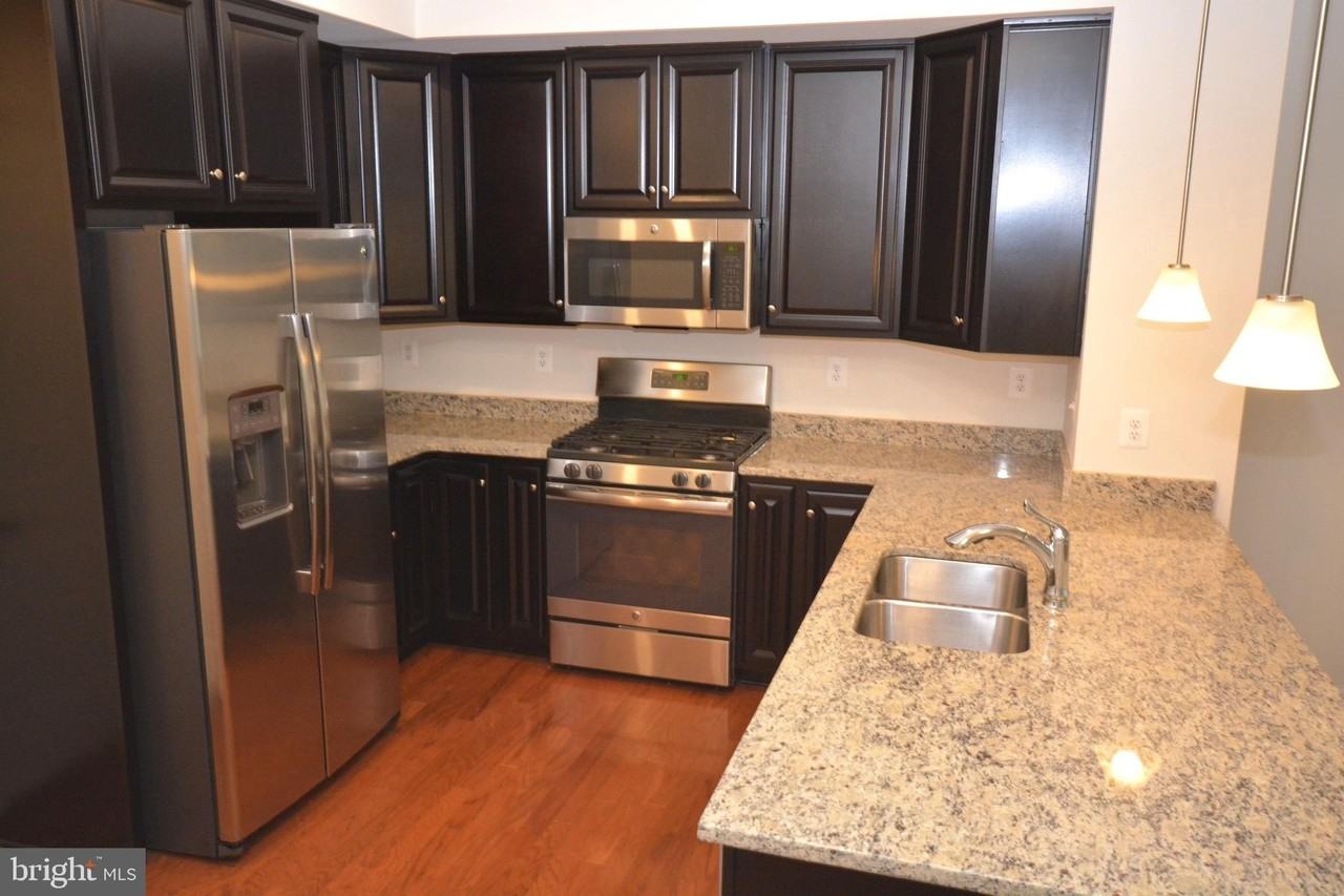 5942 Leben Dr - Photo 4 of 25