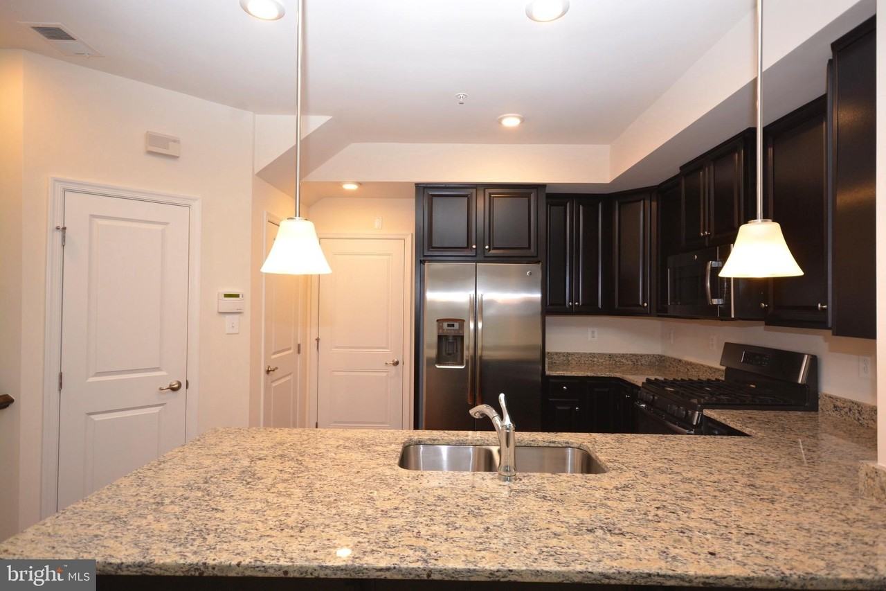 5942 Leben Dr - Photo 5 of 25