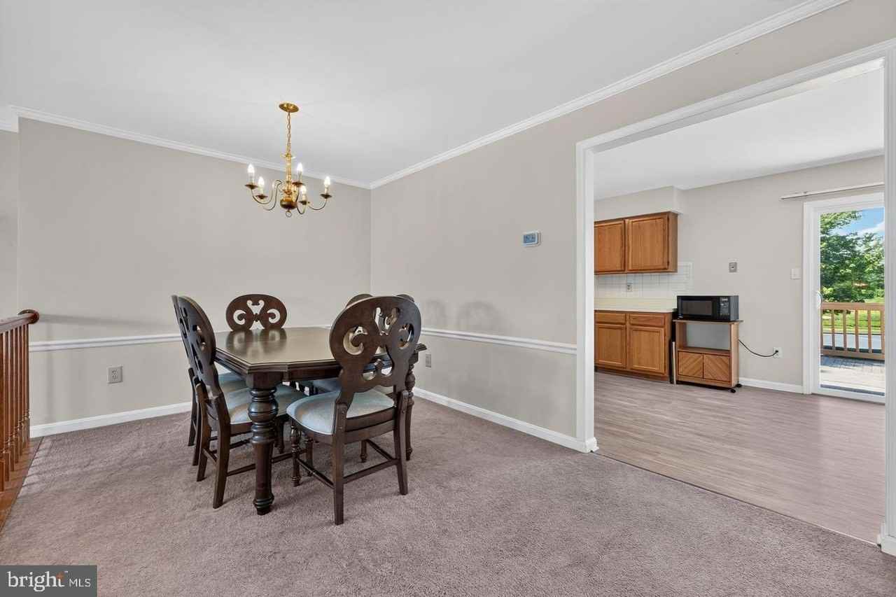 6581 Willard Horine Ct - Photo 2 of 17