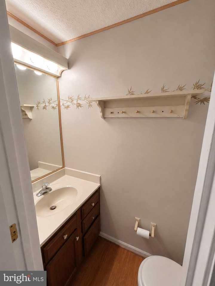 9517 Donnan Castle Ct - Photo 5 of 12