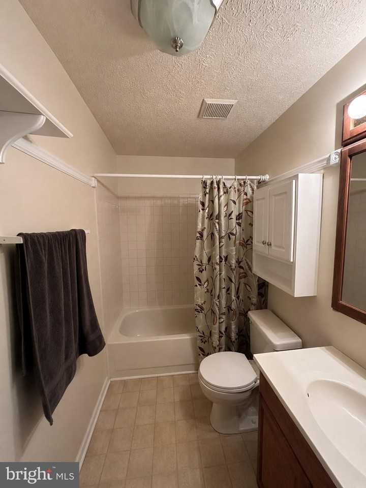 9517 Donnan Castle Ct - Photo 6 of 12