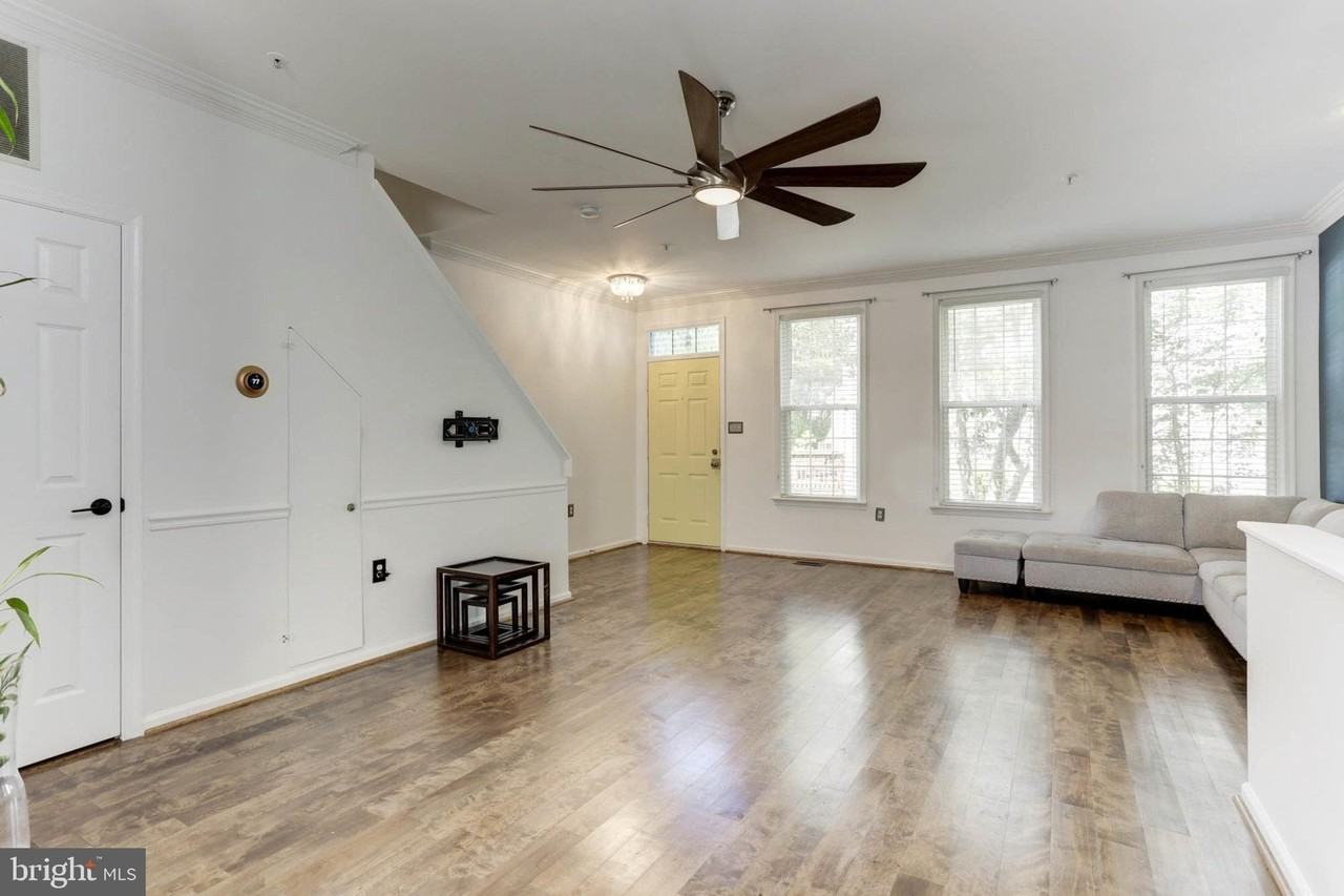 9197 Carriage House Ln #44 - Photo 2 of 26