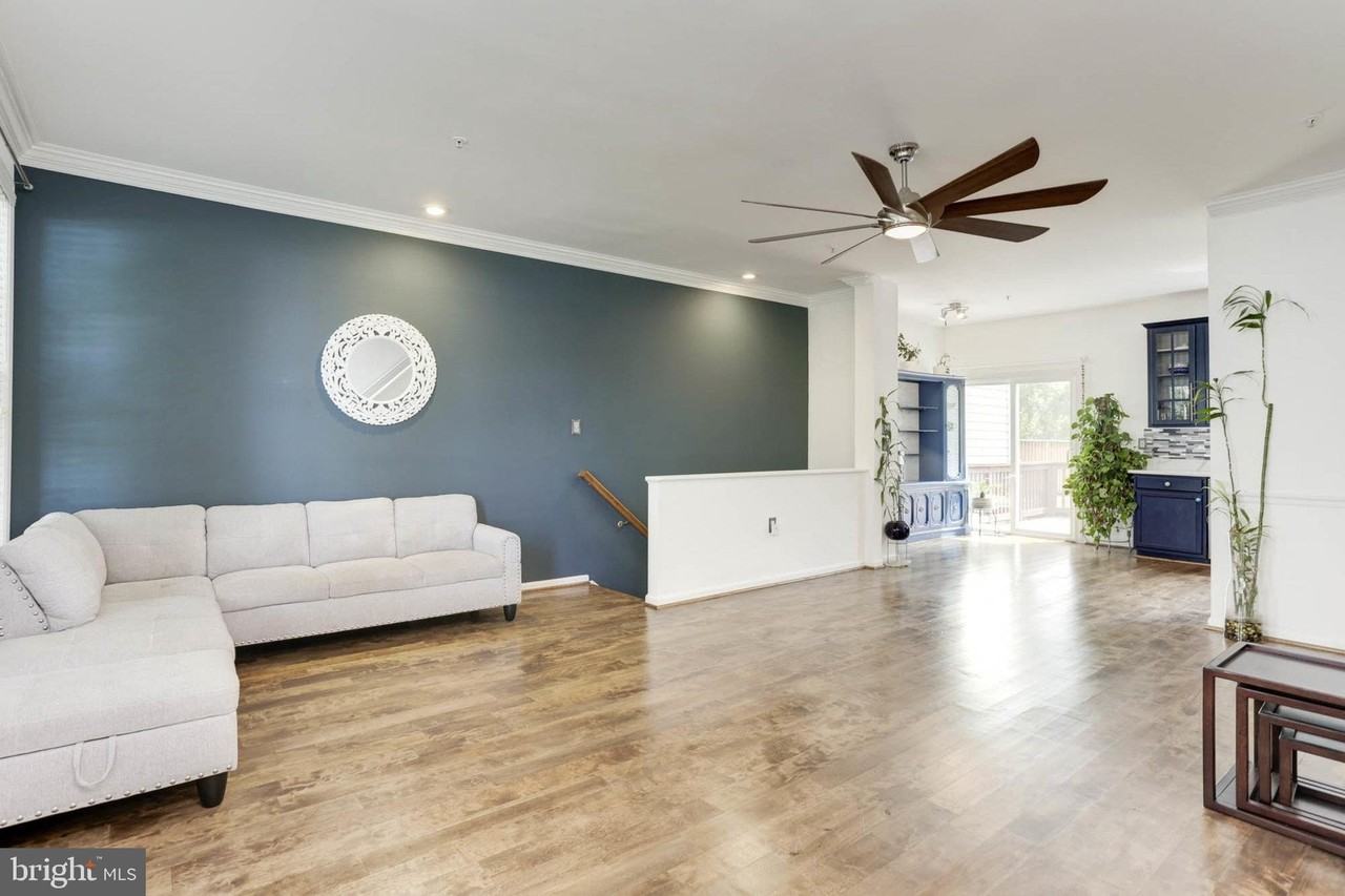 9197 Carriage House Ln #44 - Photo 3 of 26