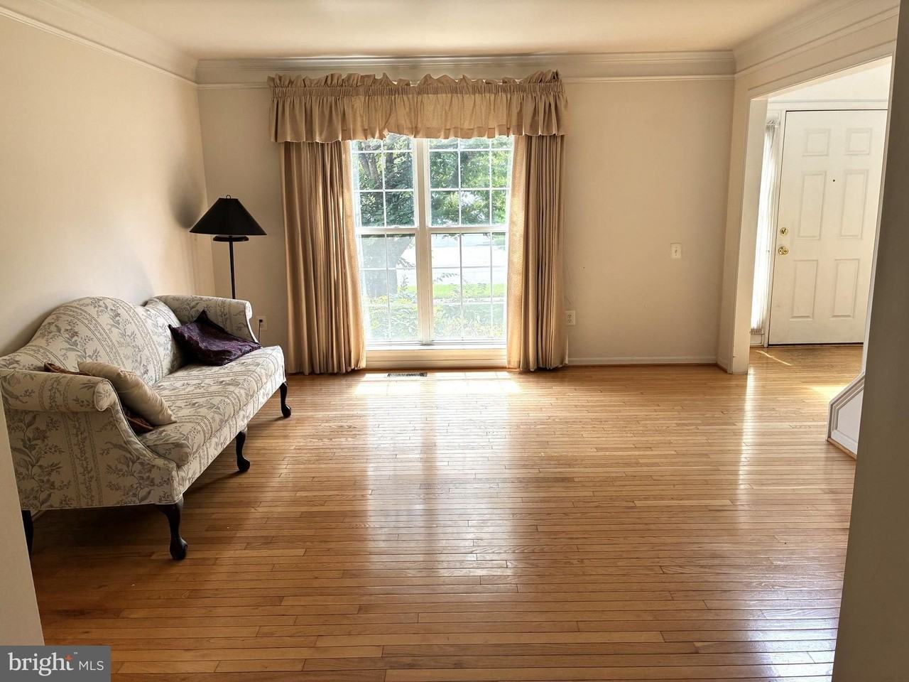 12923 Creamery Hill Dr - Photo 4 of 50