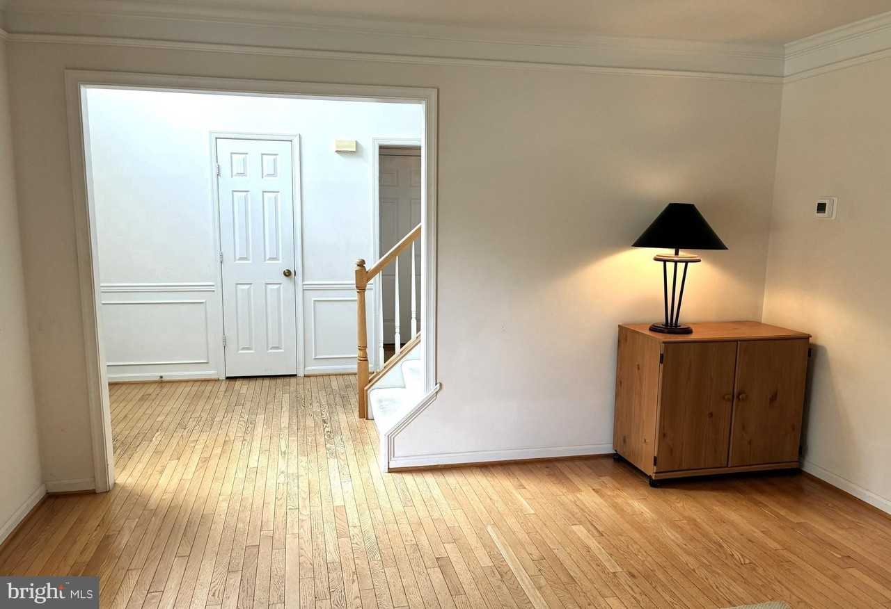12923 Creamery Hill Dr - Photo 7 of 50