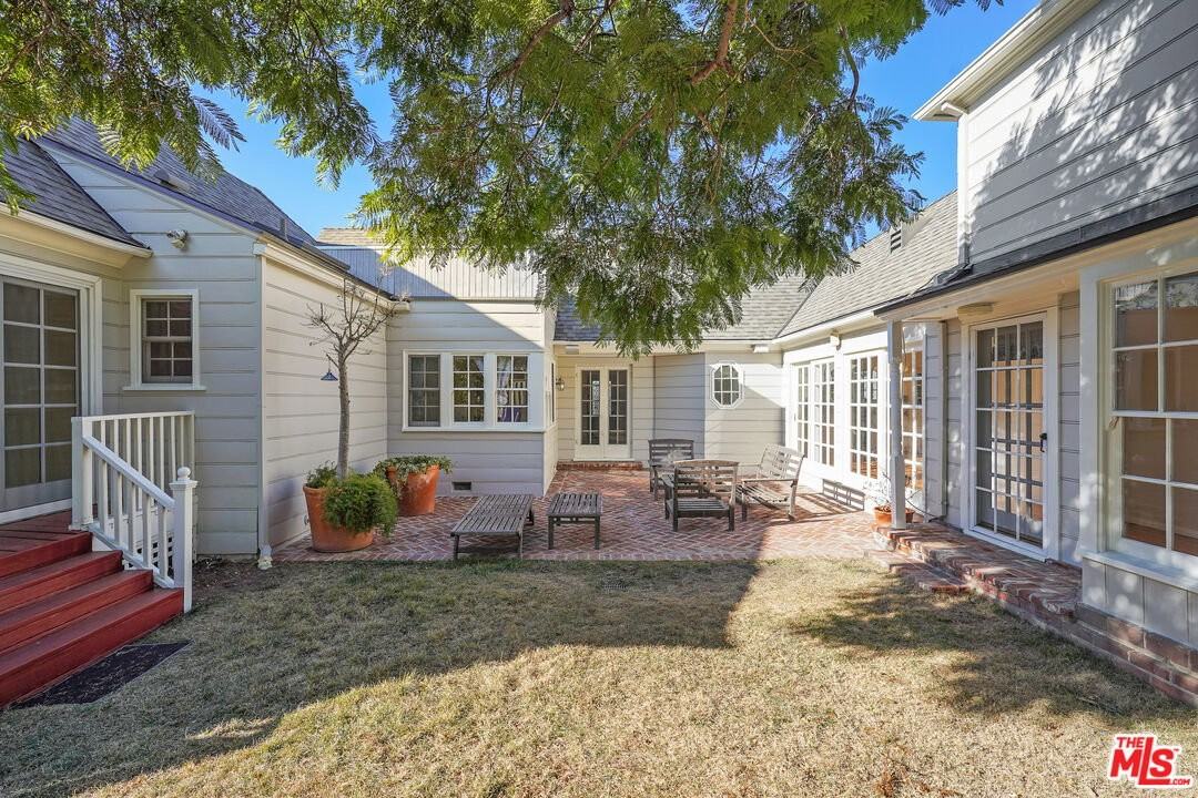 266 Denslow Ave - Photo 2 of 5