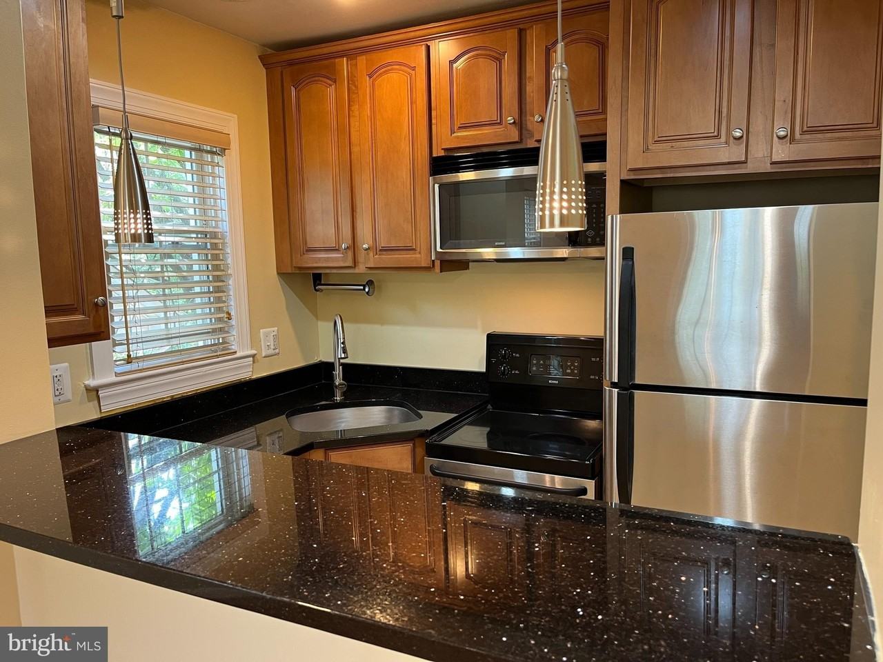 8414 Flower Ave #4 - Photo 6 of 24
