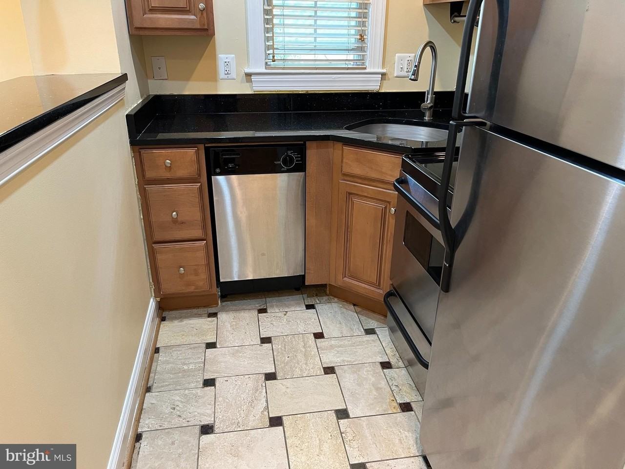 8414 Flower Ave #4 - Photo 7 of 24