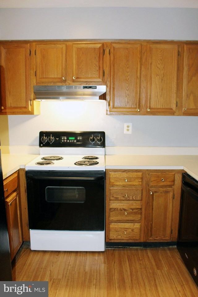 5834 N Holly Springs Dr #2 - Photo 6 of 22