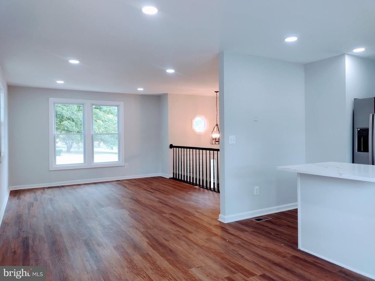 12707 Duckettown Rd - Photo 4 of 29