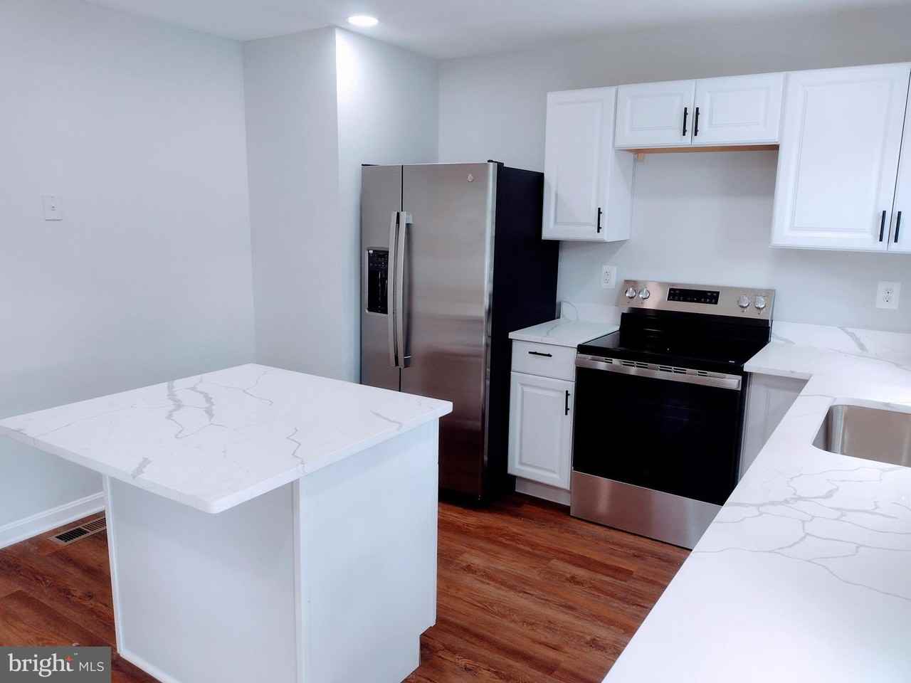 12707 Duckettown Rd - Photo 5 of 29