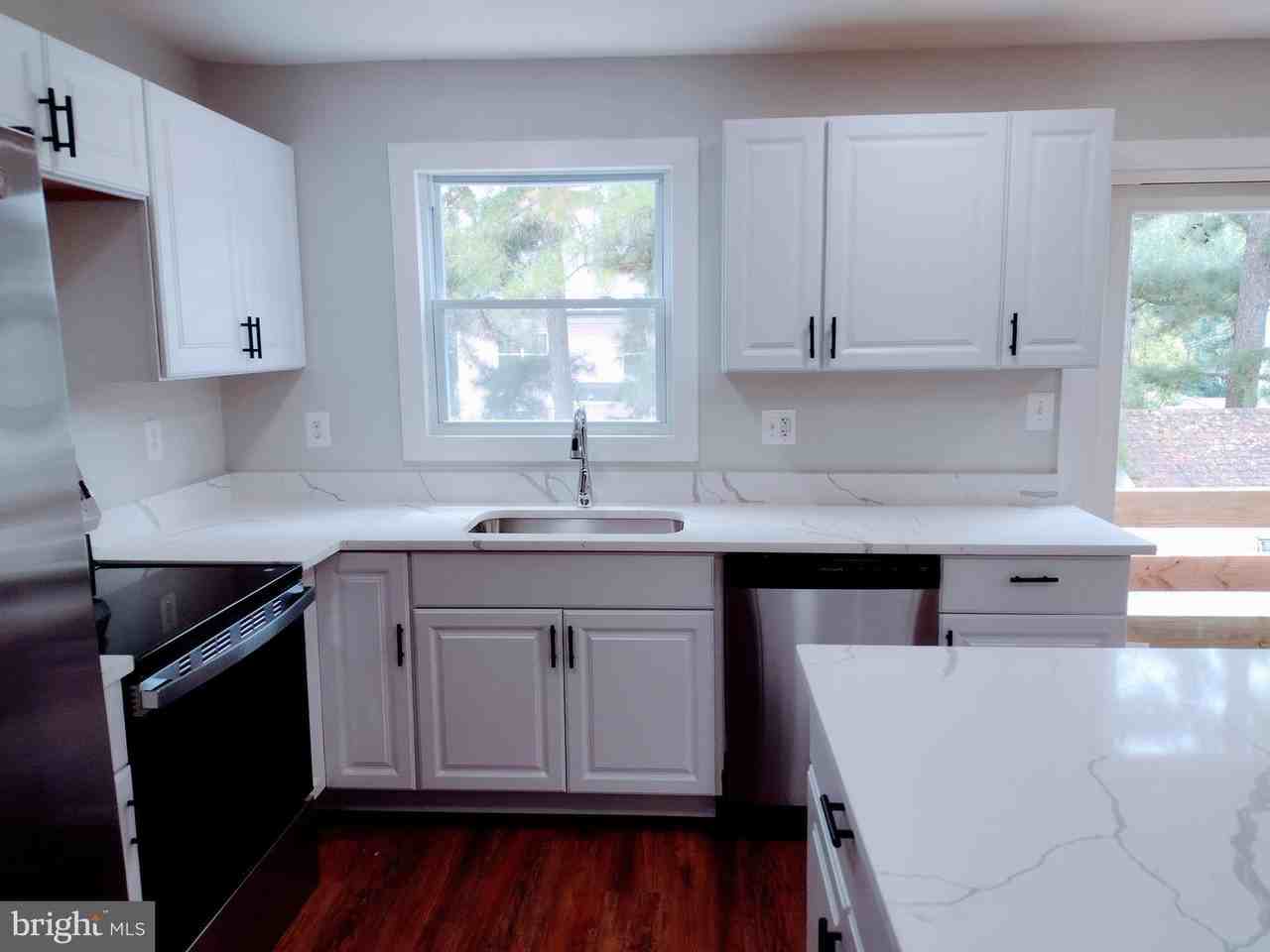 12707 Duckettown Rd - Photo 6 of 29