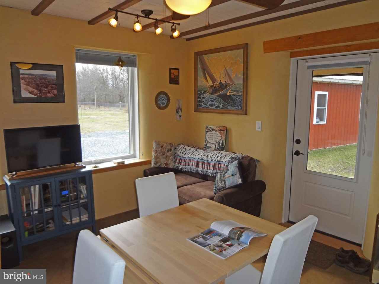 309 Windsor Ave - Photo 4 of 11