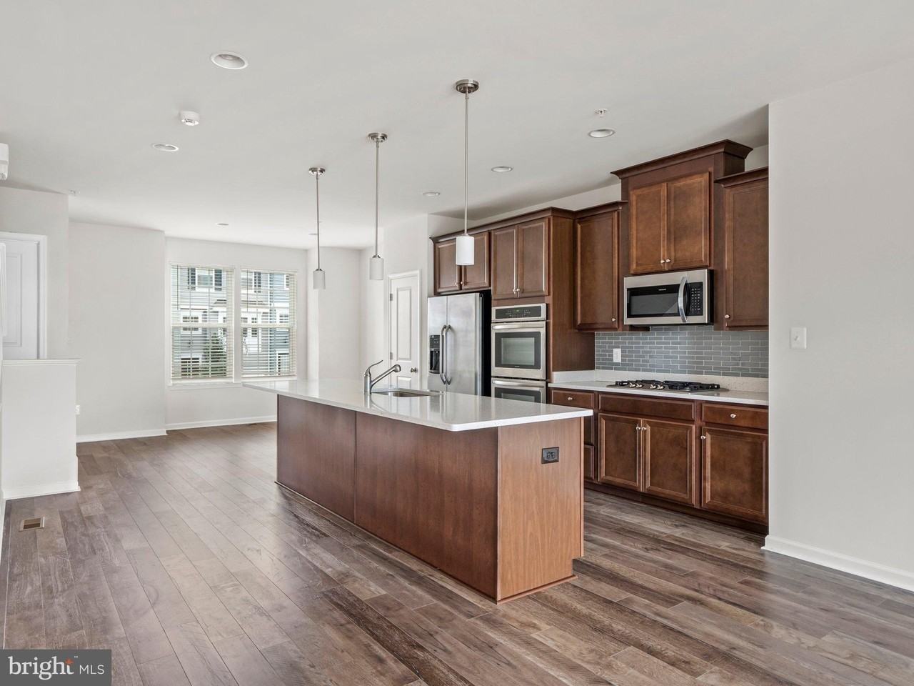 43706 Winterberry Way - Photo 6 of 36
