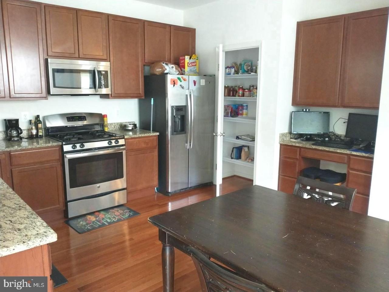 22420 Dark Star Way - Photo 3 of 10