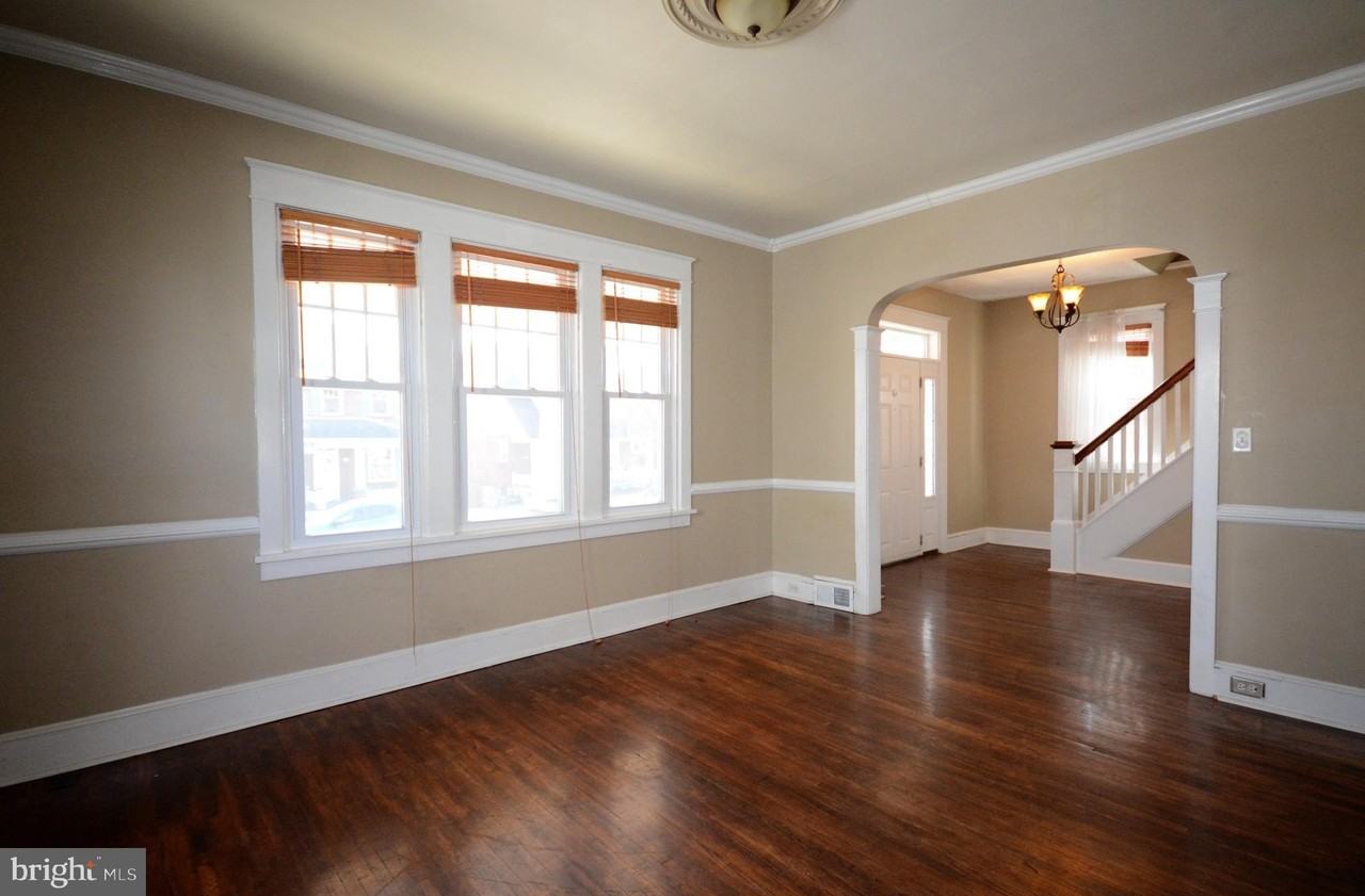 623 Guilford Ave - Photo 4 of 30