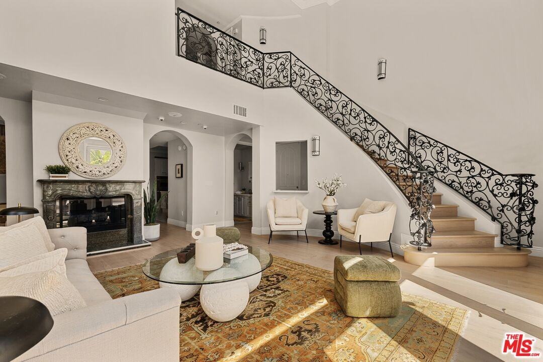 1610 Camden Ave #101 - Photo 3 of 8